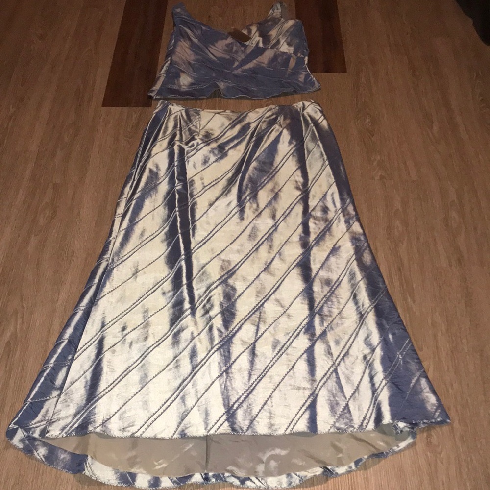 NWT Women’s Ice Blue 2-pc Gown